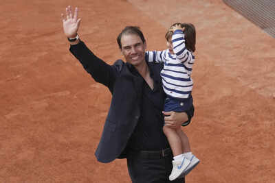 Rafael Nadal walks on to centre court, one final time… | Tennis News 1 121403422