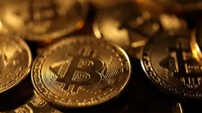 121835808